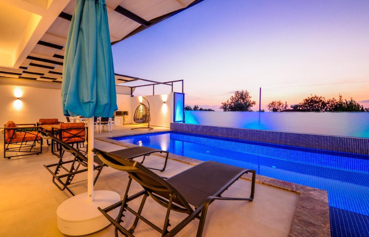Tar - 2 Bedroom Holiday Villa In Kalkan Каш Екстериор снимка