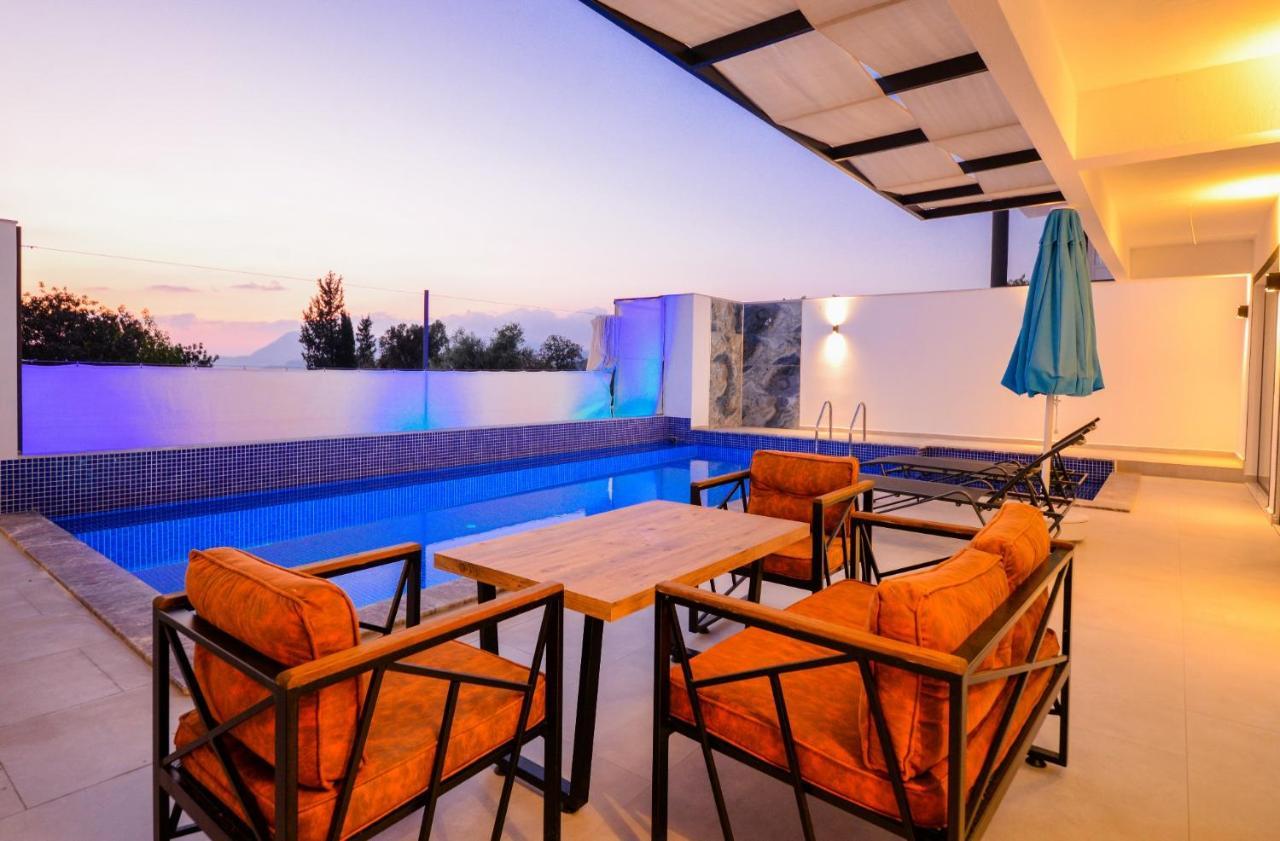 Tar - 2 Bedroom Holiday Villa In Kalkan Каш Екстериор снимка