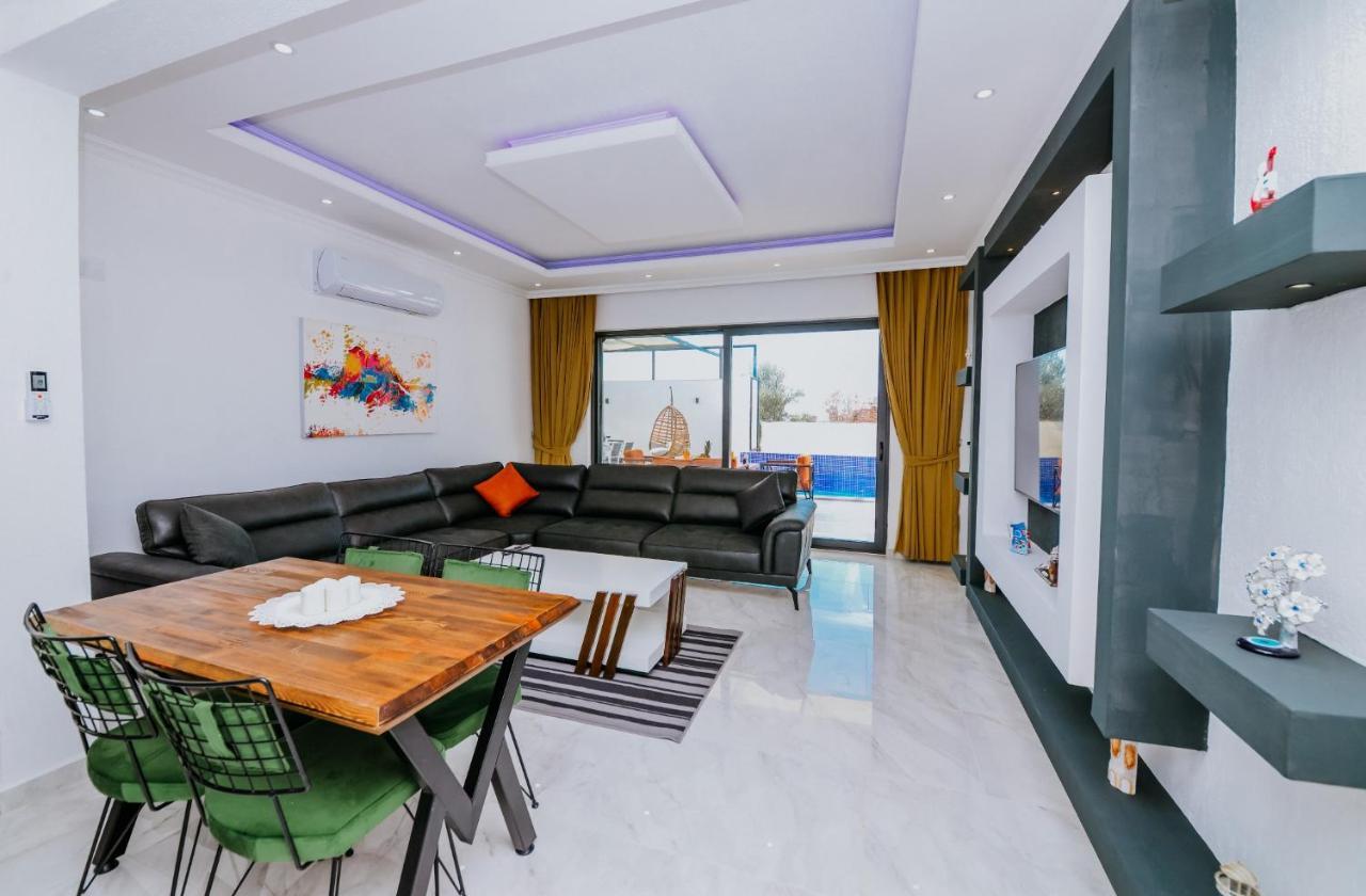 Tar - 2 Bedroom Holiday Villa In Kalkan Каш Екстериор снимка