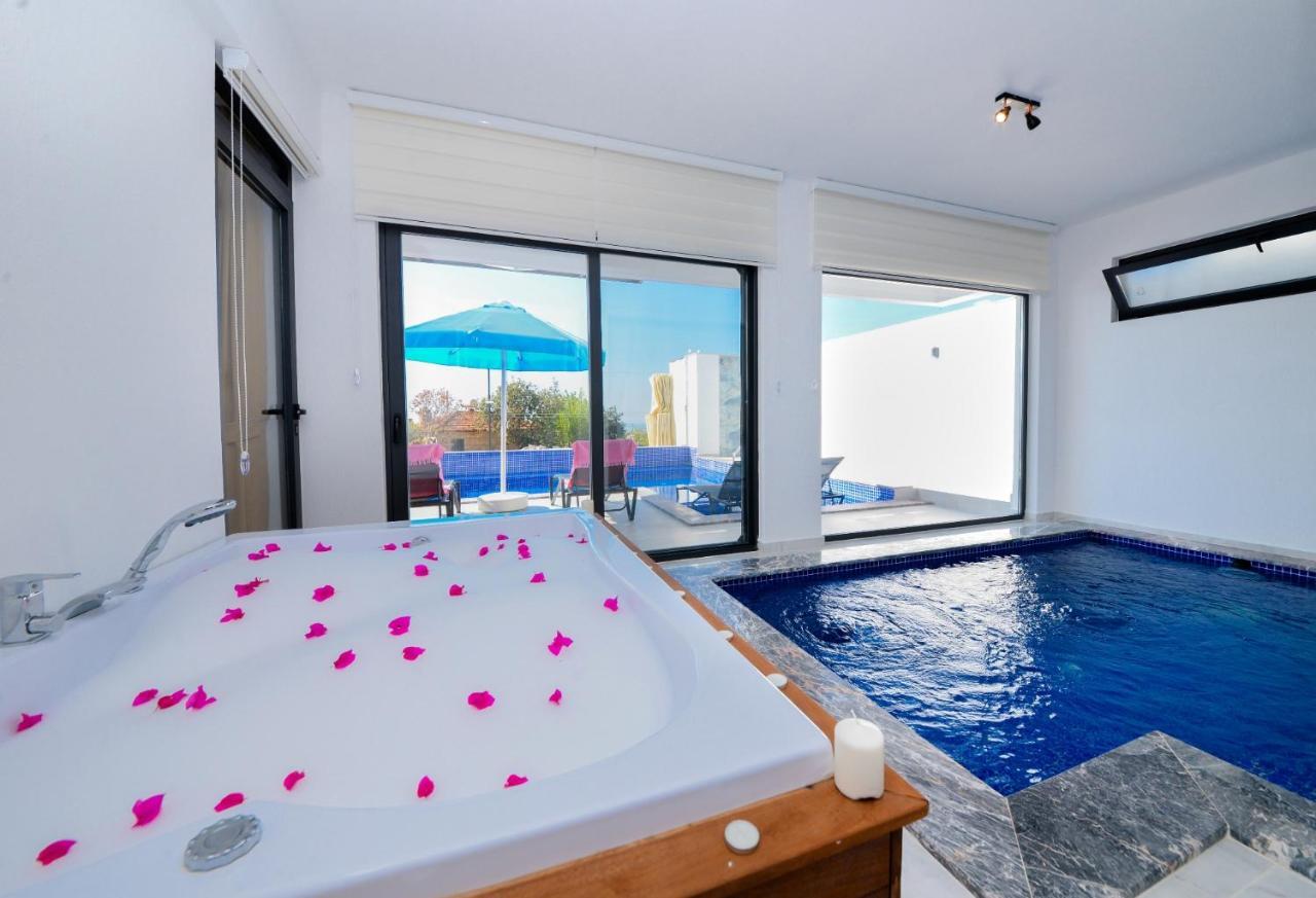 Tar - 2 Bedroom Holiday Villa In Kalkan Каш Екстериор снимка